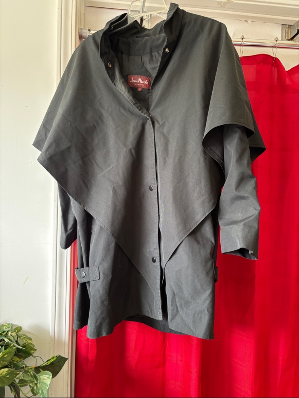 Jones New York Black Draped Cape Coat with Snap Closure